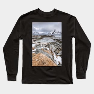 Myrland Long Sleeve T-Shirt